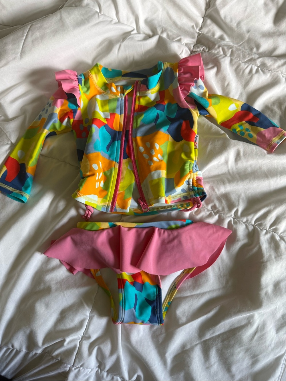 Girls Multi-Color Long Sleeve Rashguard Two-Piece Swim Set - Pink Accents